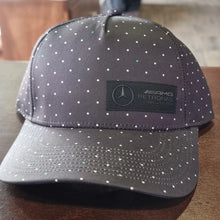 Cargar imagen en el visor de la galería, Gorra Mercedes AMG Petronas Fórmula 1
